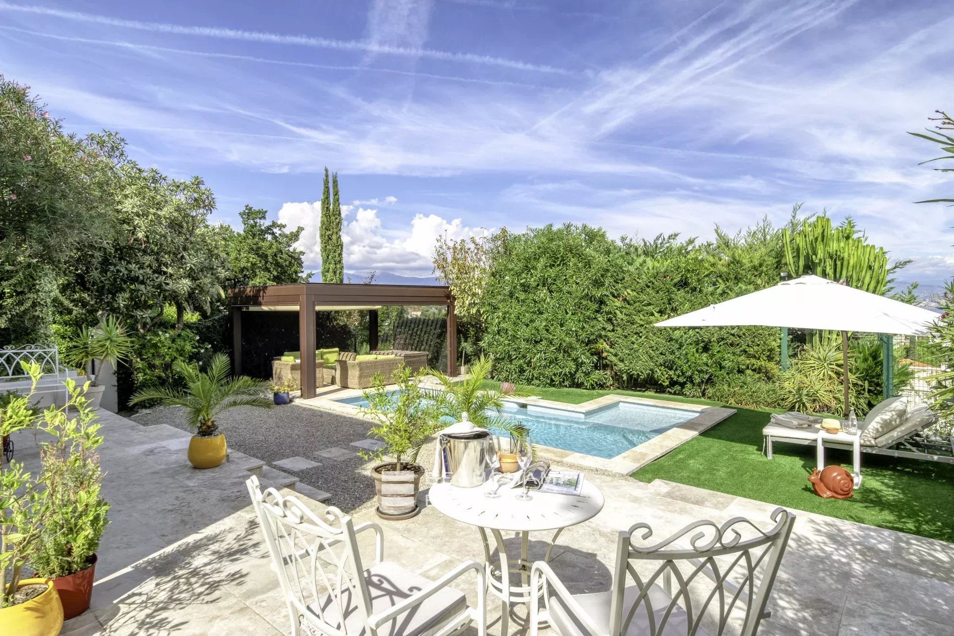 Superb Provencal 5 Bedrooms Villa Located In Antibes Superb Provencal 5 Bedrooms Villa Located In Antibes