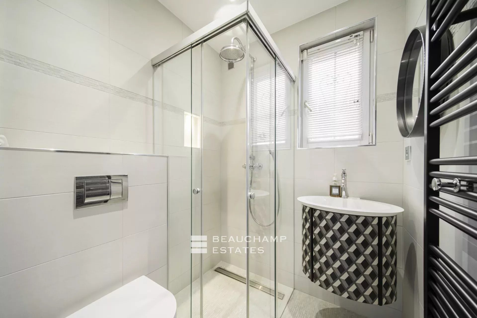 Superb Provencal 5 Bedrooms Villa Located In Antibes Superb Provencal 5 Bedrooms Villa Located In Antibes