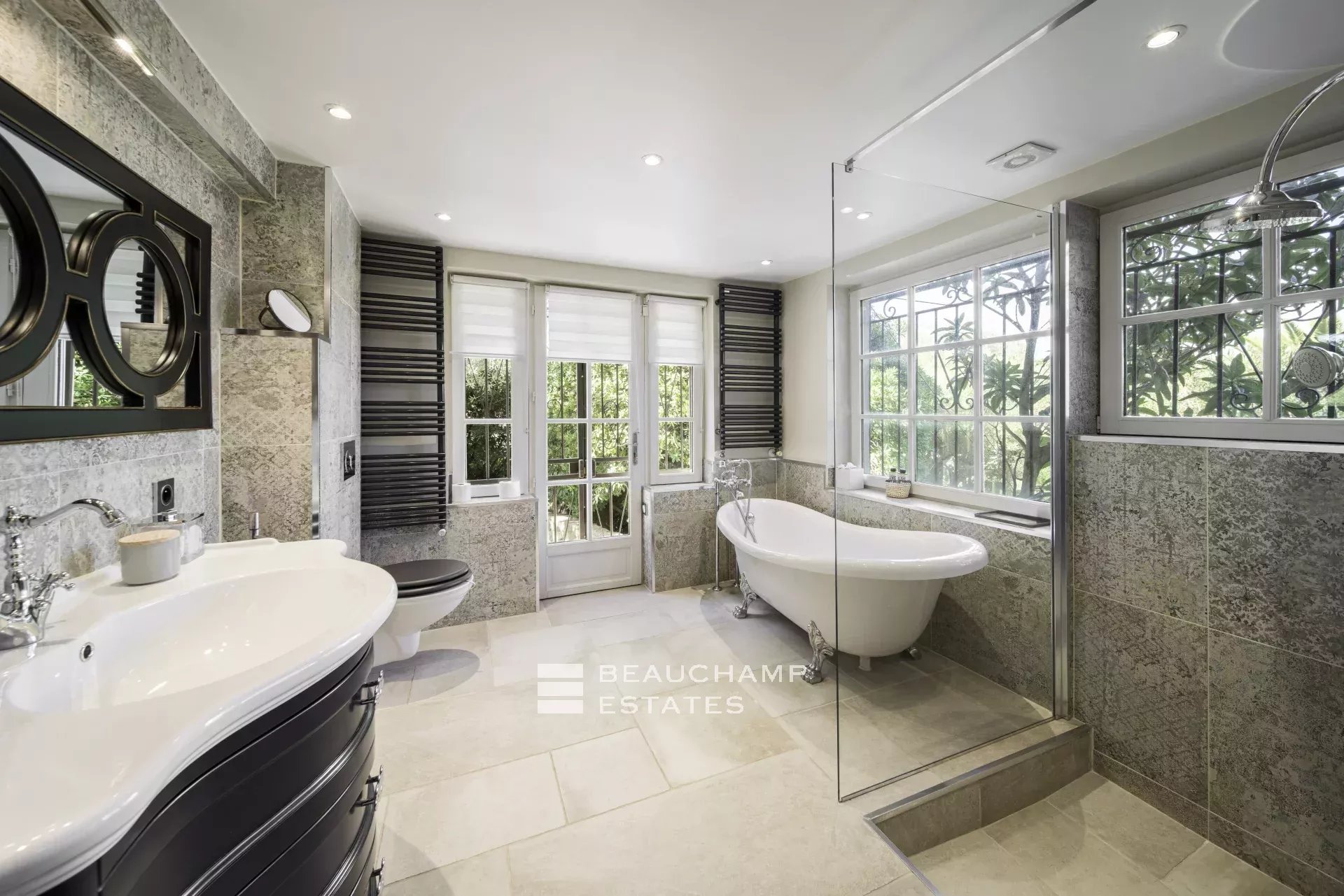 Superb Provencal 5 Bedrooms Villa Located In Antibes Superb Provencal 5 Bedrooms Villa Located In Antibes