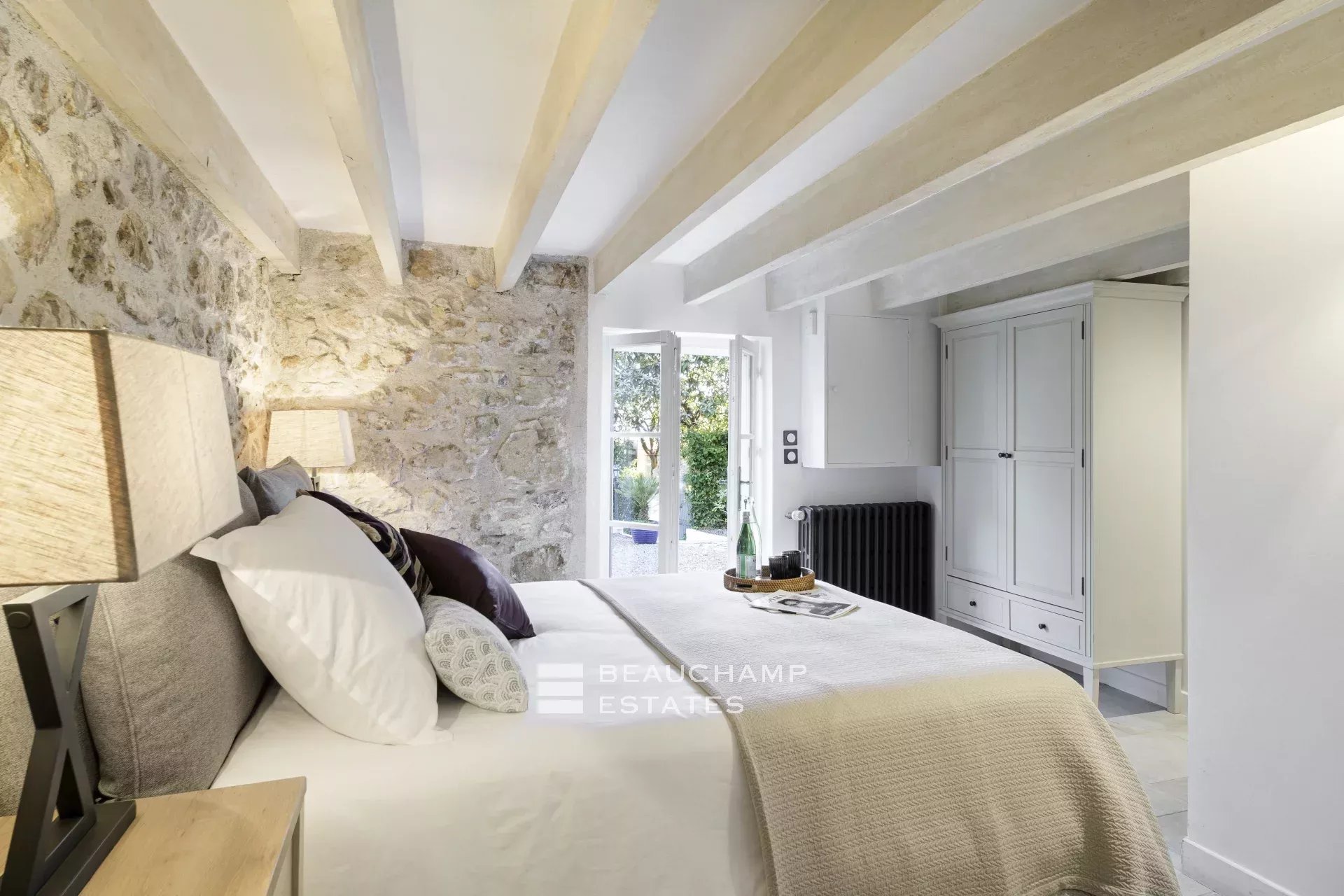 Superb Provencal 5 Bedrooms Villa Located In Antibes Superb Provencal 5 Bedrooms Villa Located In Antibes