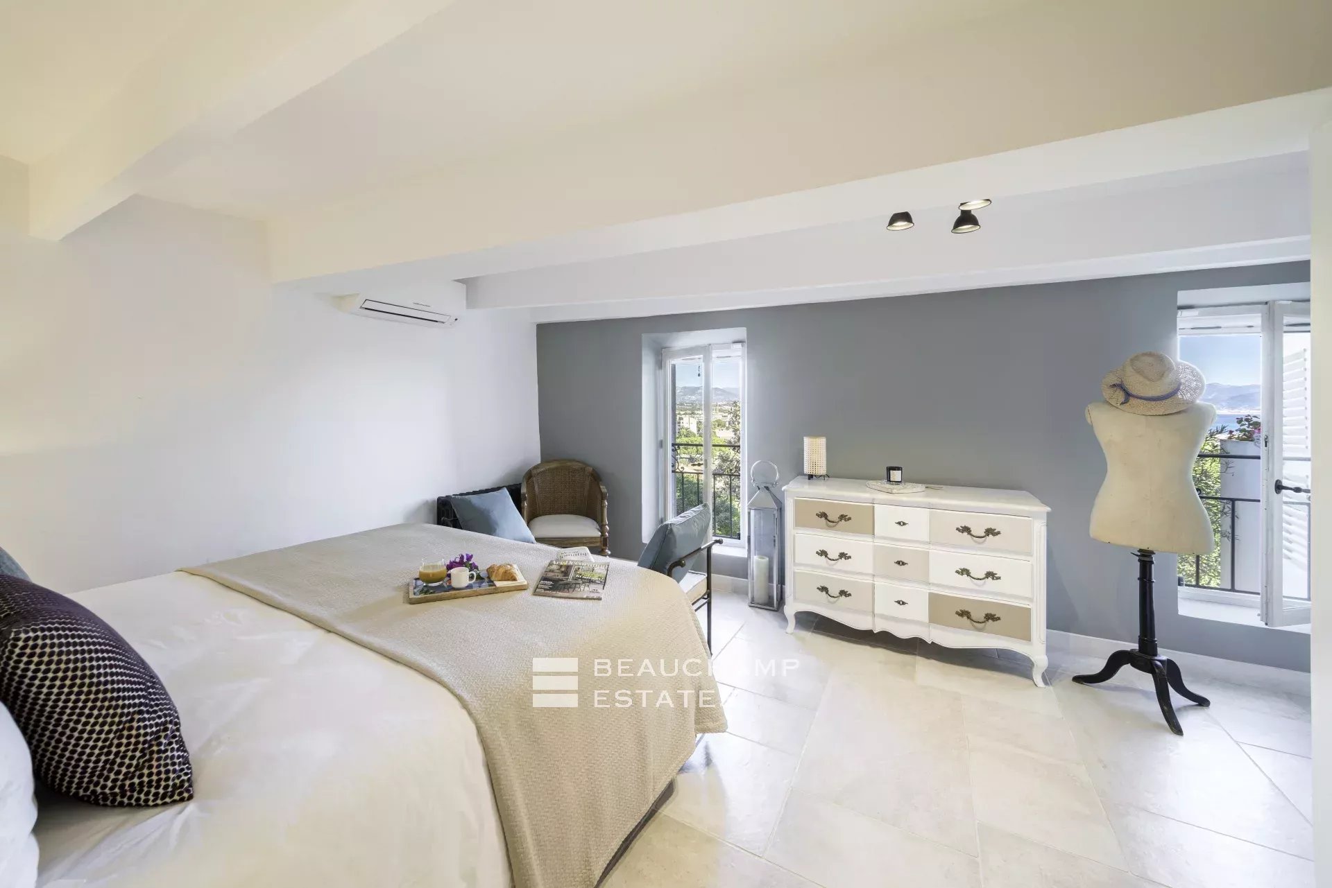 Superb Provencal 5 Bedrooms Villa Located In Antibes Superb Provencal 5 Bedrooms Villa Located In Antibes