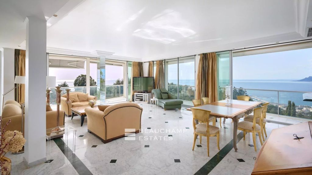 Cannes California – Villa with panoramic sea view
