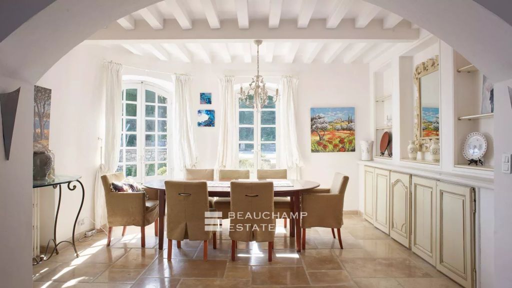 Provençal country house with panoramic sea view