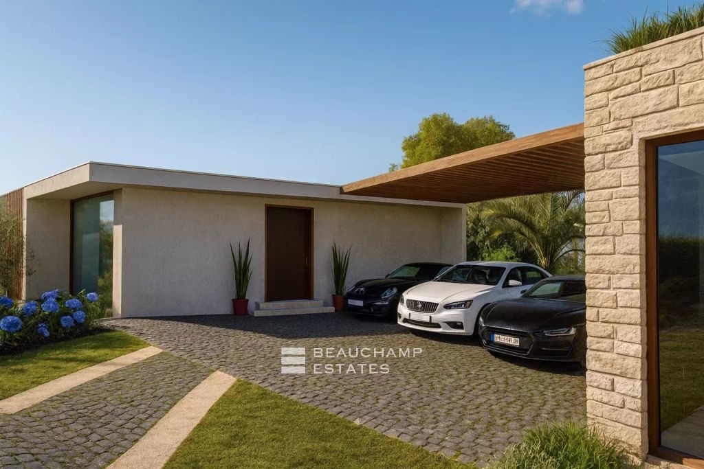 Provencal villa to renovate with panoramic sea view