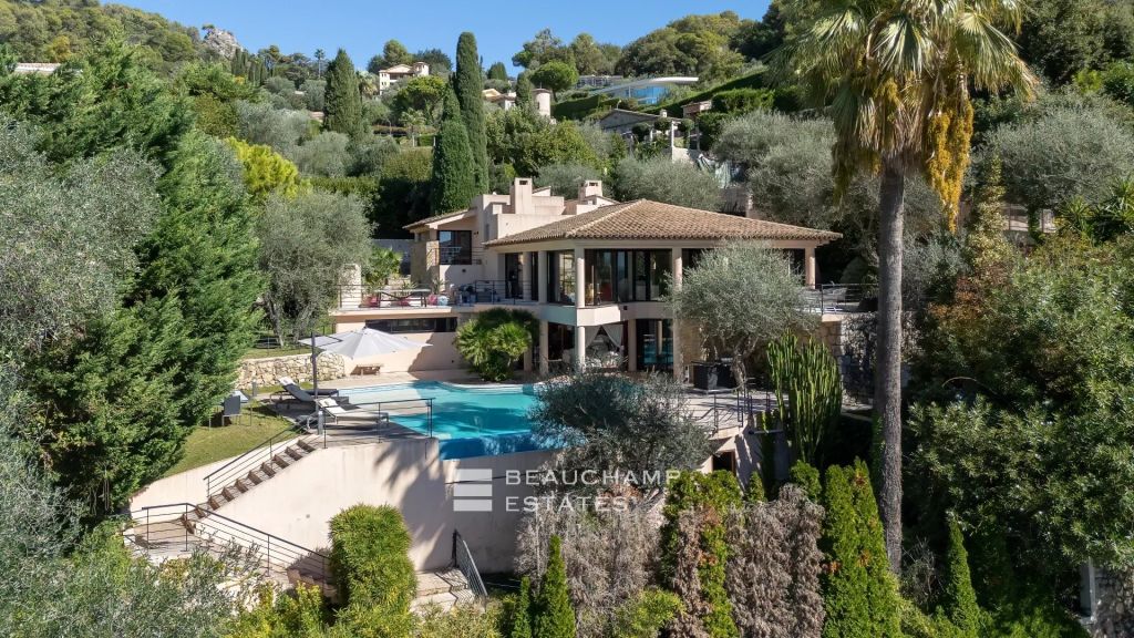 Sole Agent – Modern Villa in a private domain – Villefranche sur mer