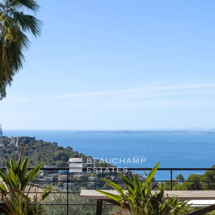 Sole Agent – Modern Villa in a private domain – Villefranche sur mer