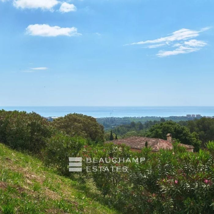 Terrain de 1 813 m² avec Vue Mer – Biot