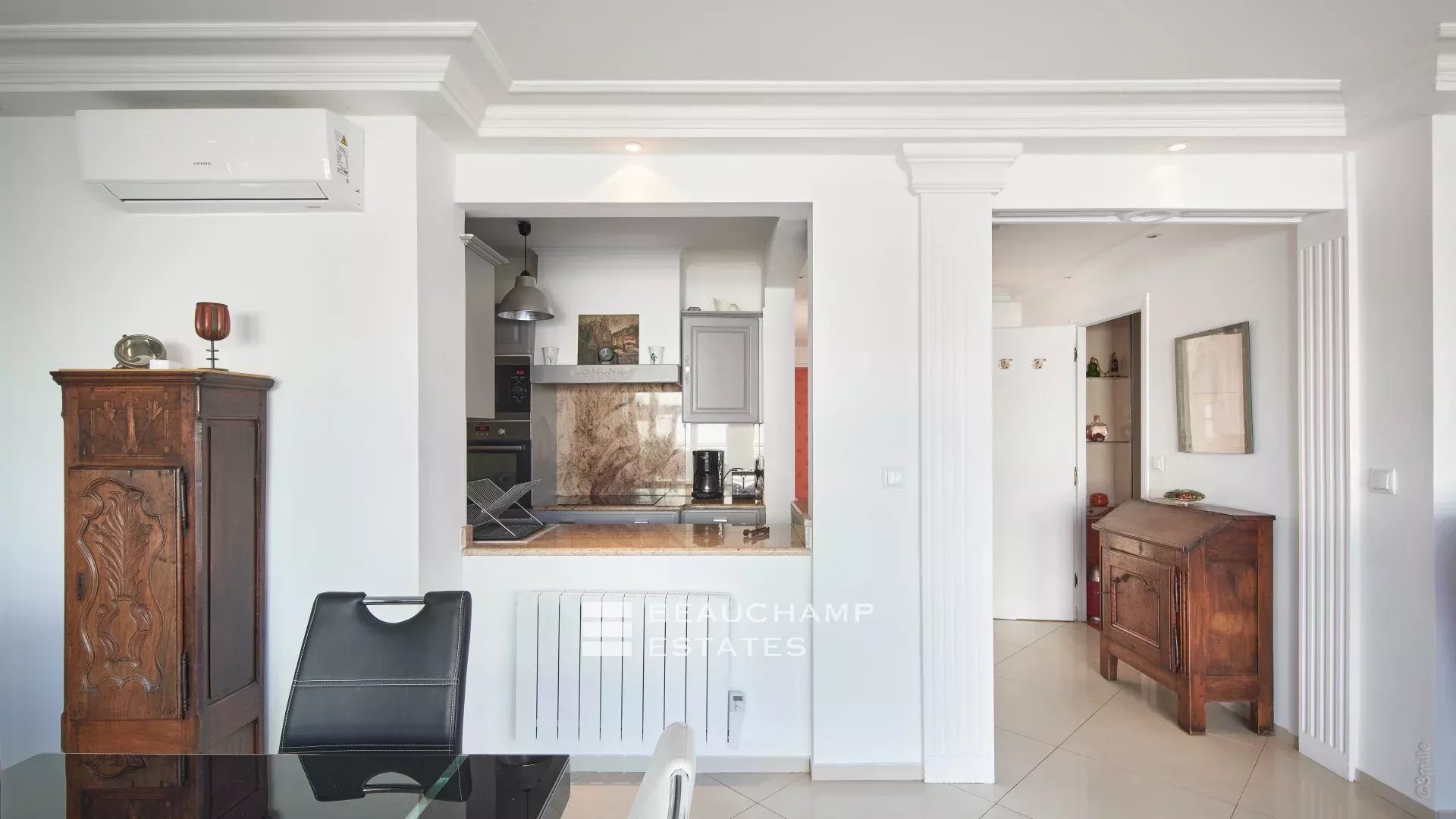 Appartement 2 chambres avec terrasse – Cannes Croisette 2 bedroom apartment with terrace – Cannes Croisette