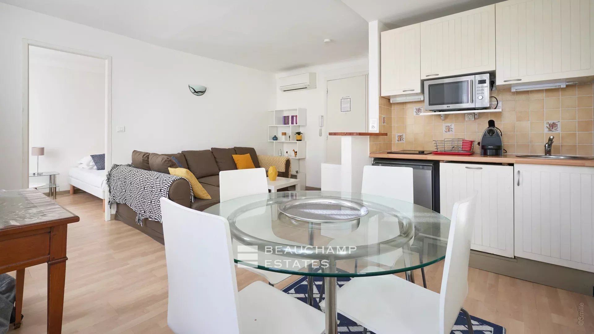 2 room apartment in the centre of Cannes 2 room apartment in the centre of Cannes