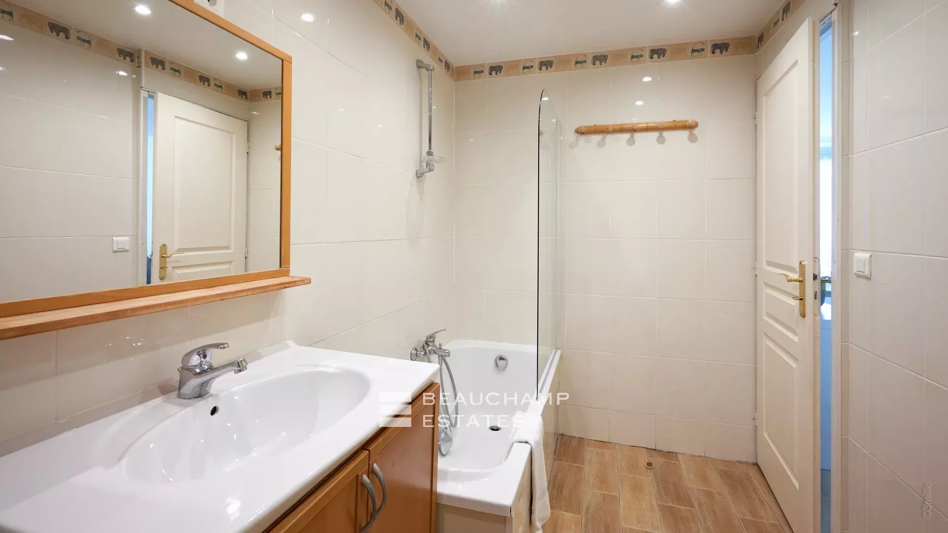 2 room apartment in the centre of Cannes 2 room apartment in the centre of Cannes