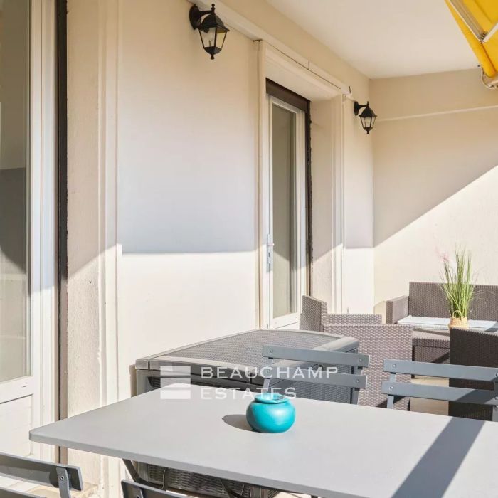 2 room apartment near the Martinez