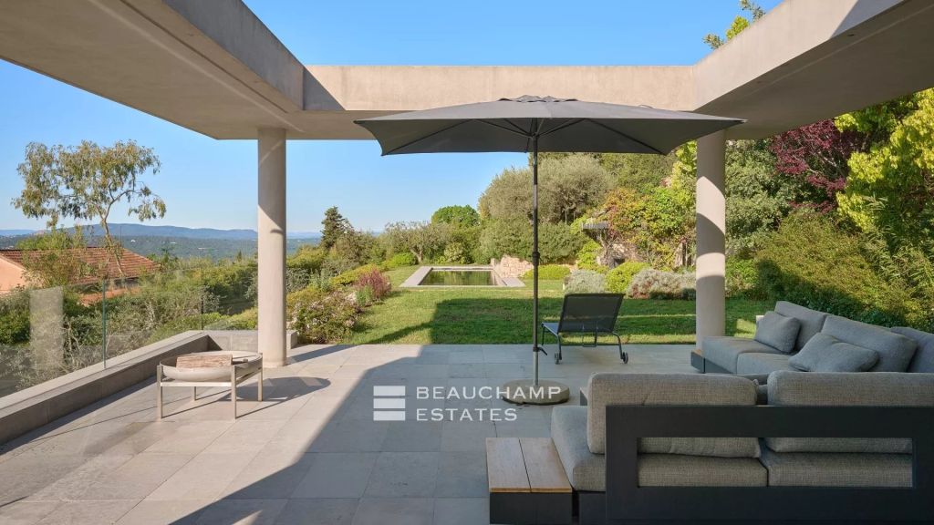 4-bedroom contemporary villa in the heart of Montauroux’s natural surroundings
