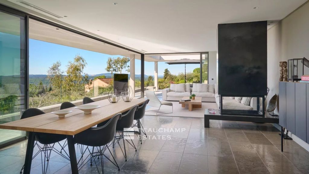 4-bedroom contemporary villa in the heart of Montauroux’s natural surroundings