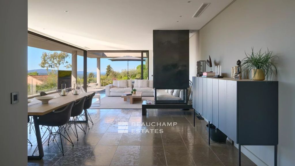 4-bedroom contemporary villa in the heart of Montauroux’s natural surroundings