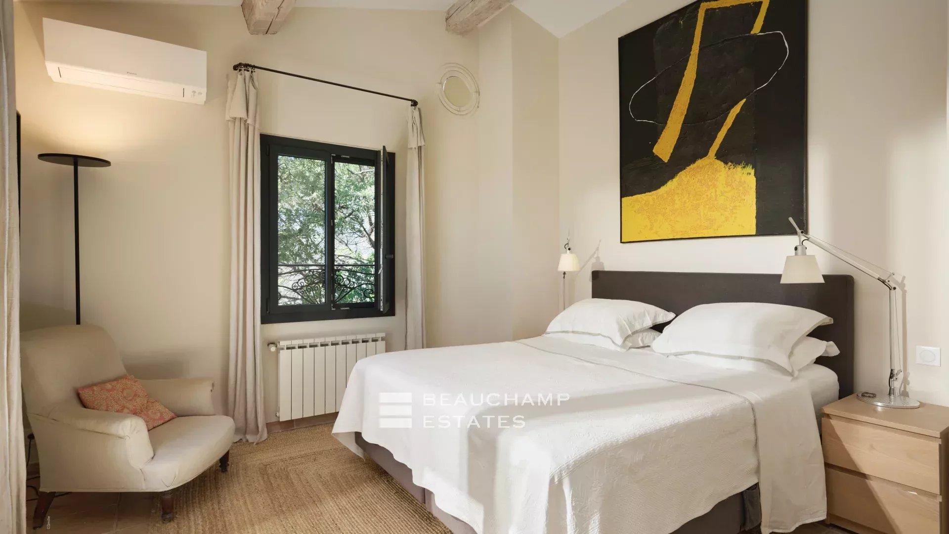 4-bedroom neo-Provençal villa in Châteauneuf-Grasse 4-bedroom neo-Provençal villa in Châteauneuf-Grasse