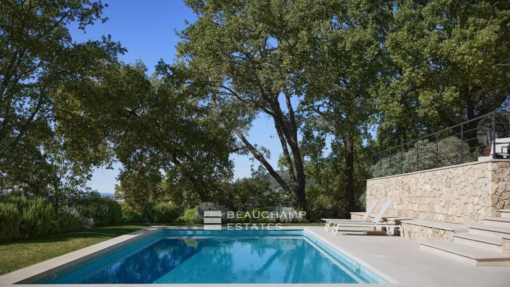 4-bedroom neo-Provençal villa in Châteauneuf-Grasse