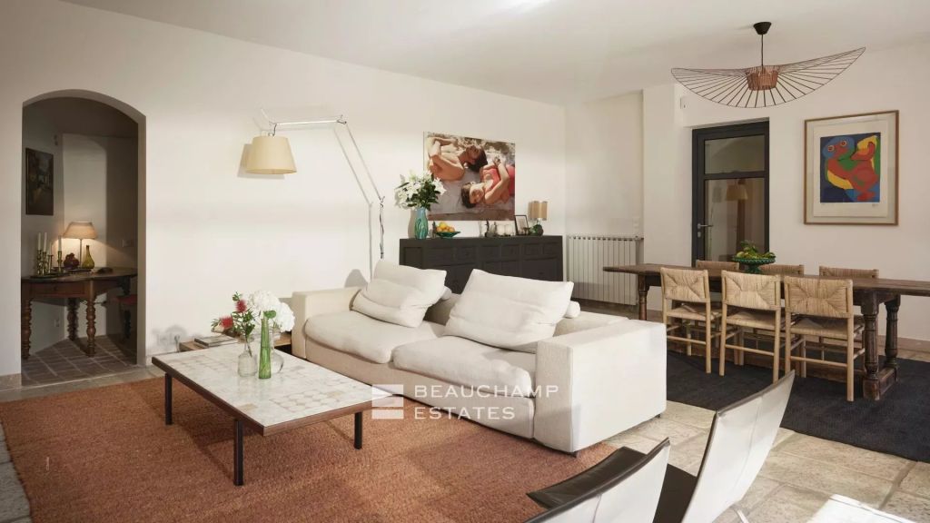 4-bedroom neo-Provençal villa in Châteauneuf-Grasse