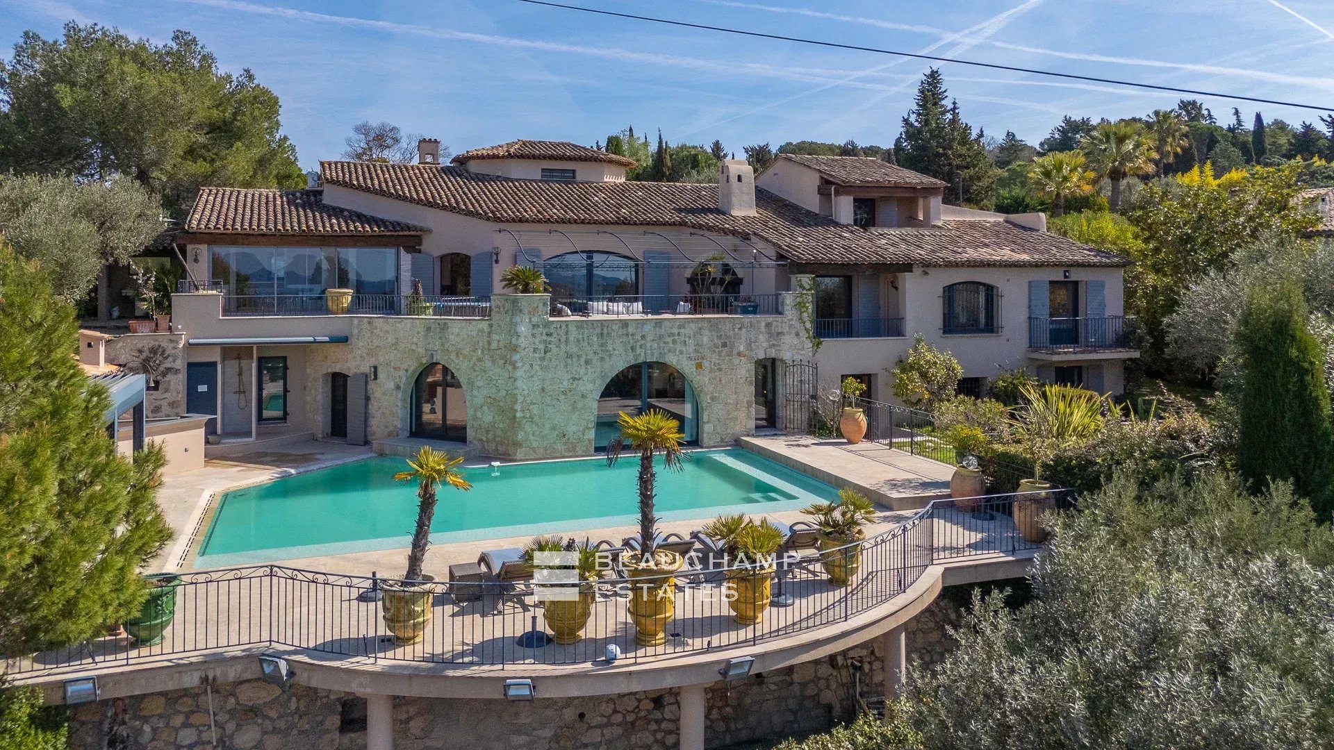 5-bedroom Neo-Provencal villa in Mougins 5-bedroom Neo-Provencal villa in Mougins