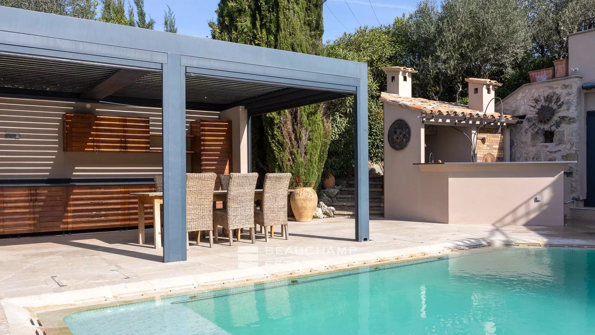 5-bedroom Neo-Provencal villa in Mougins 5-bedroom Neo-Provencal villa in Mougins