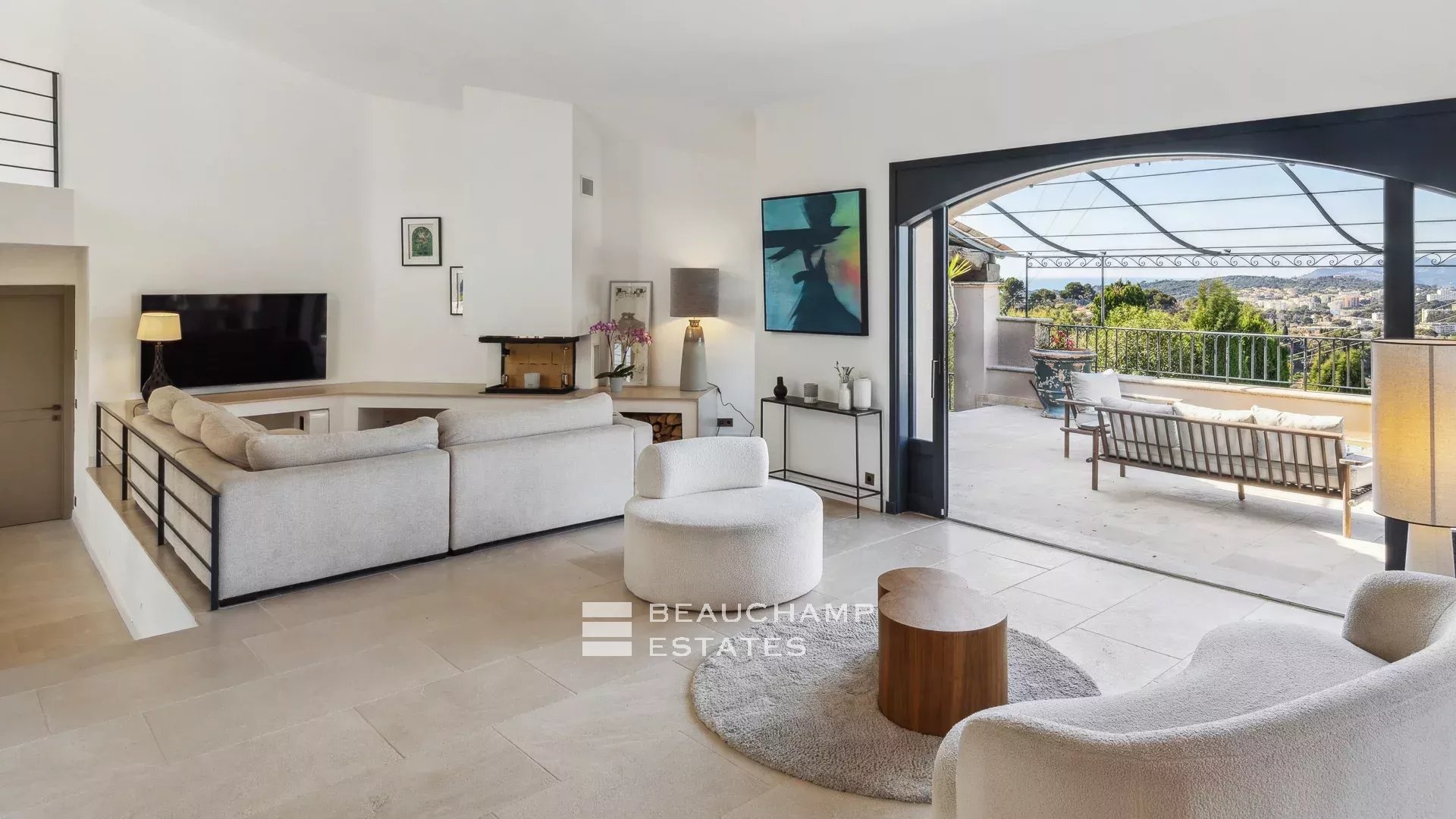 5-bedroom Neo-Provencal villa in Mougins 5-bedroom Neo-Provencal villa in Mougins