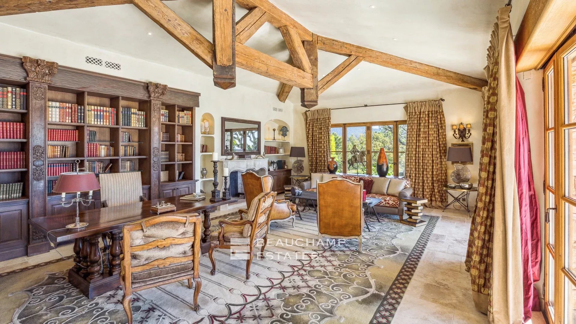 Manoir provençal de 5 chambres avec vue mer au coeur des Adrets de l’Esterel 5-bedroom Provençal manor with sea view in the heart of Les Adrets de l’Estérel