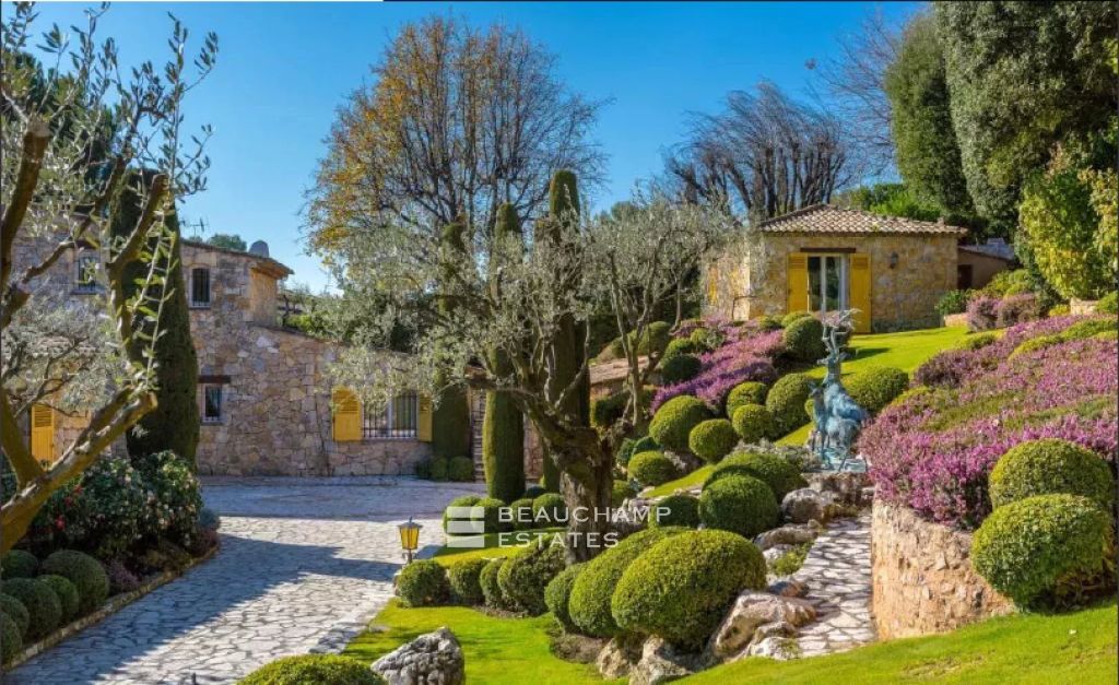 5-bedroom Provencal villa in Saint-Paul-de-Vence
