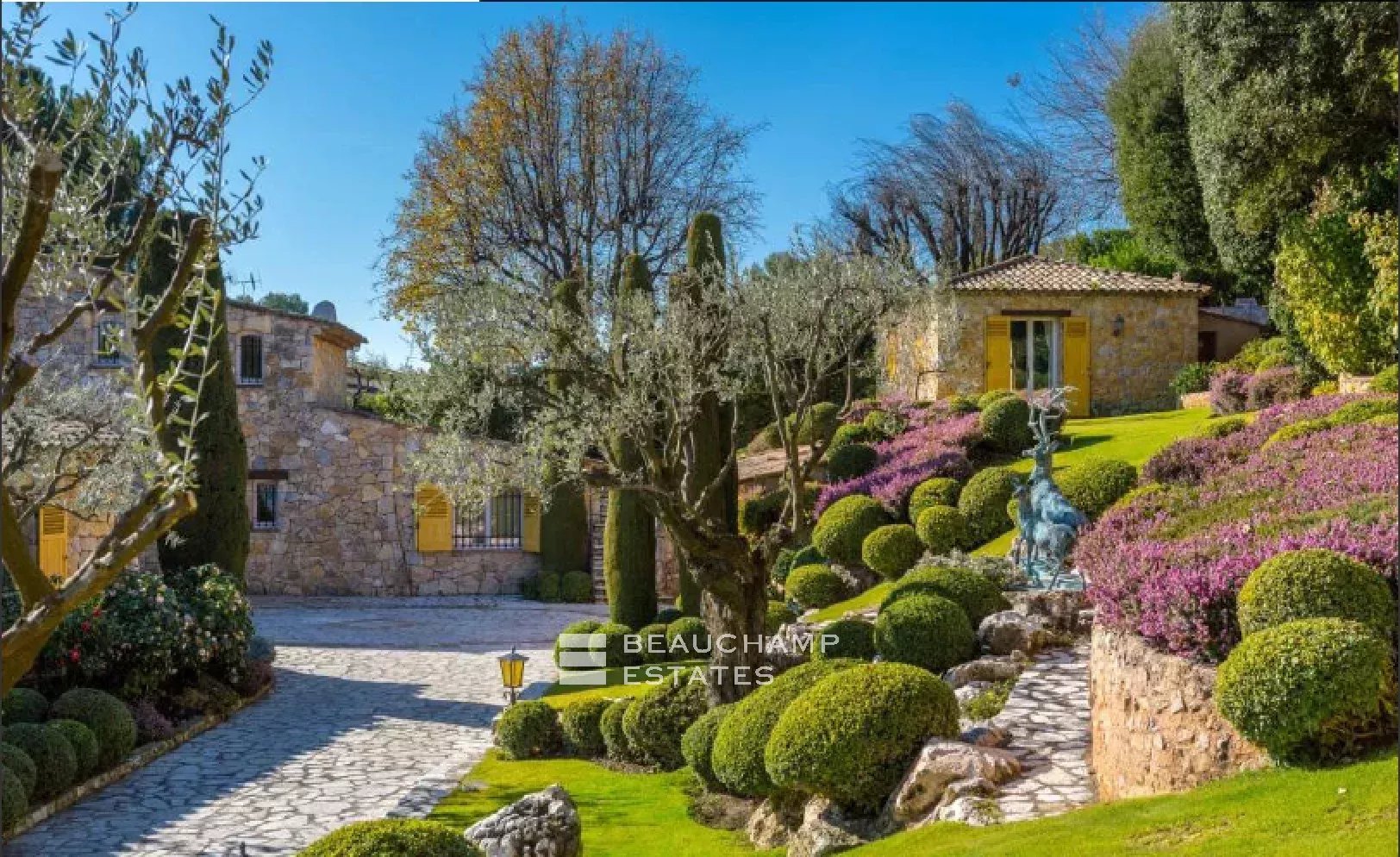 5-bedroom Provencal villa in Saint-Paul-de-Vence 5-bedroom Provencal villa in Saint-Paul-de-Vence