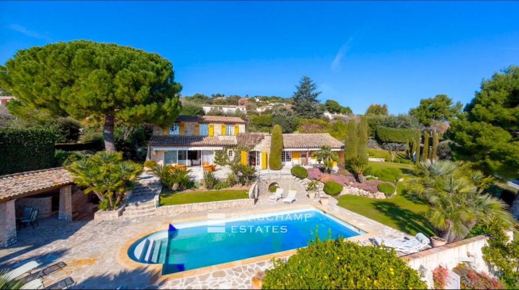 5-bedroom Provencal villa in Saint-Paul-de-Vence