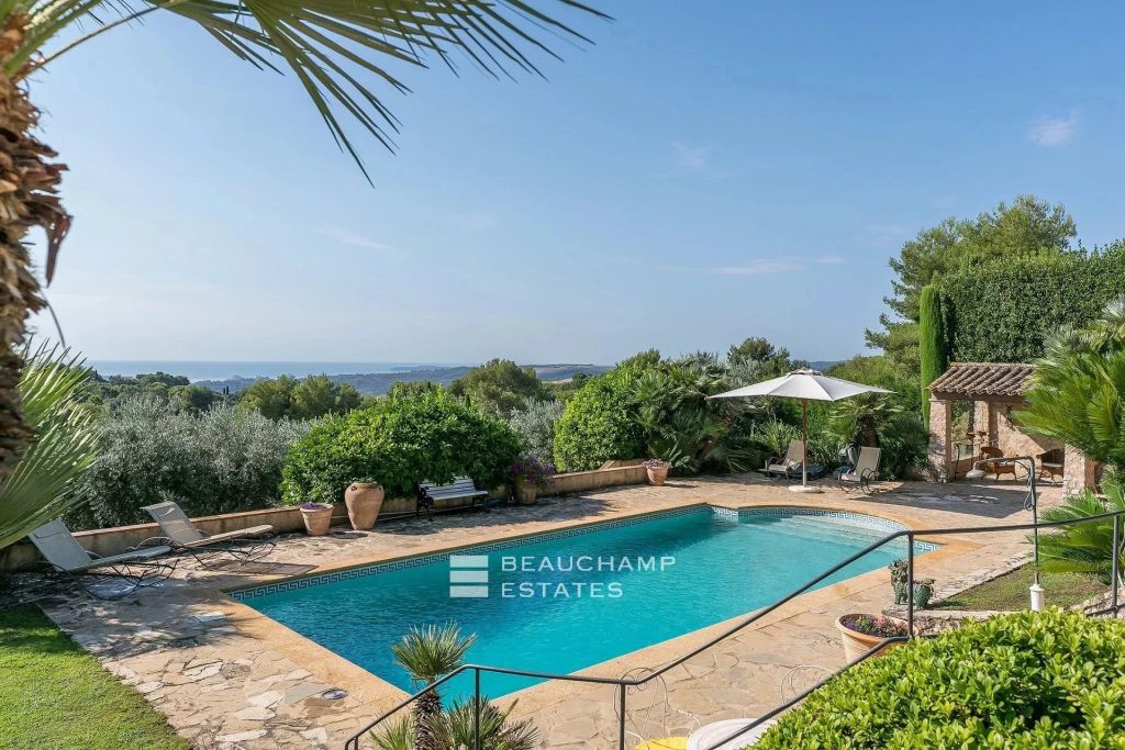 5-bedroom Provencal villa in Saint-Paul-de-Vence
