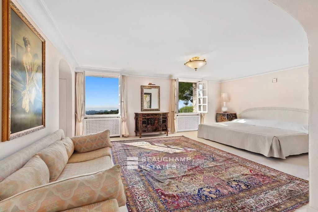 5-bedroom Provencal villa in Saint-Paul-de-Vence