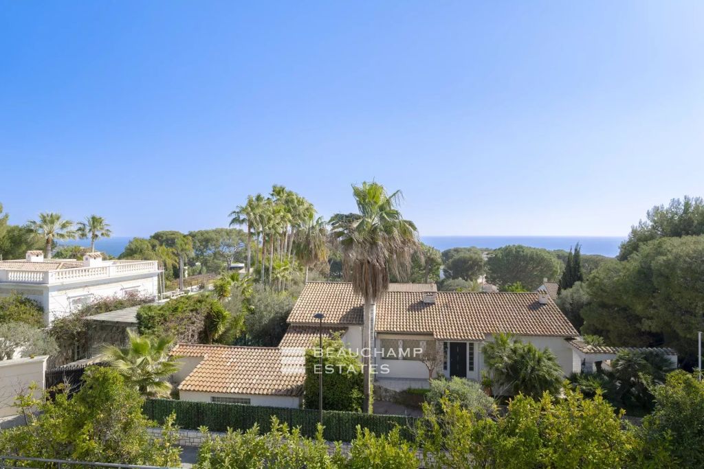 5-Bedroom Villa with Sea Views in Saint-Jean-Cap-Ferrat