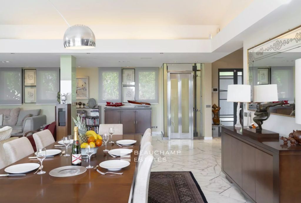 5-Bedroom Villa with Sea Views in Saint-Jean-Cap-Ferrat