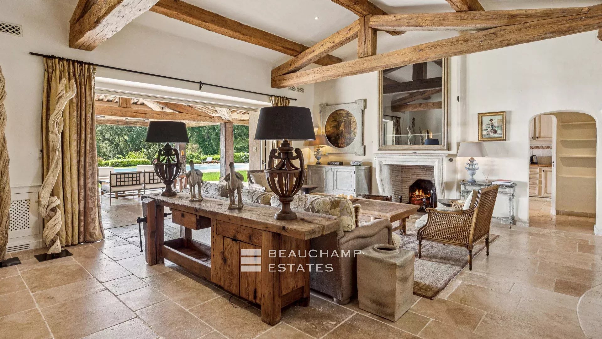 7-bedroom Provencal villa in Saint-Jean-De-Cannes 7-bedroom Provencal villa in Saint-Jean-De-Cannes
