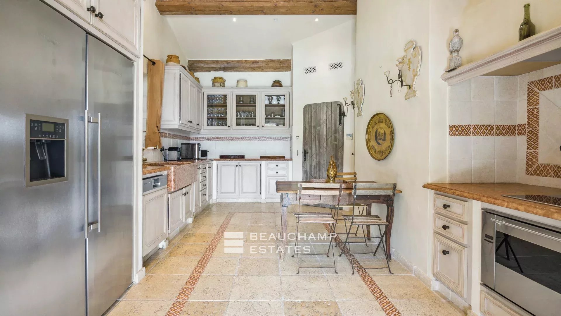 7-bedroom Provencal villa in Saint-Jean-De-Cannes 7-bedroom Provencal villa in Saint-Jean-De-Cannes