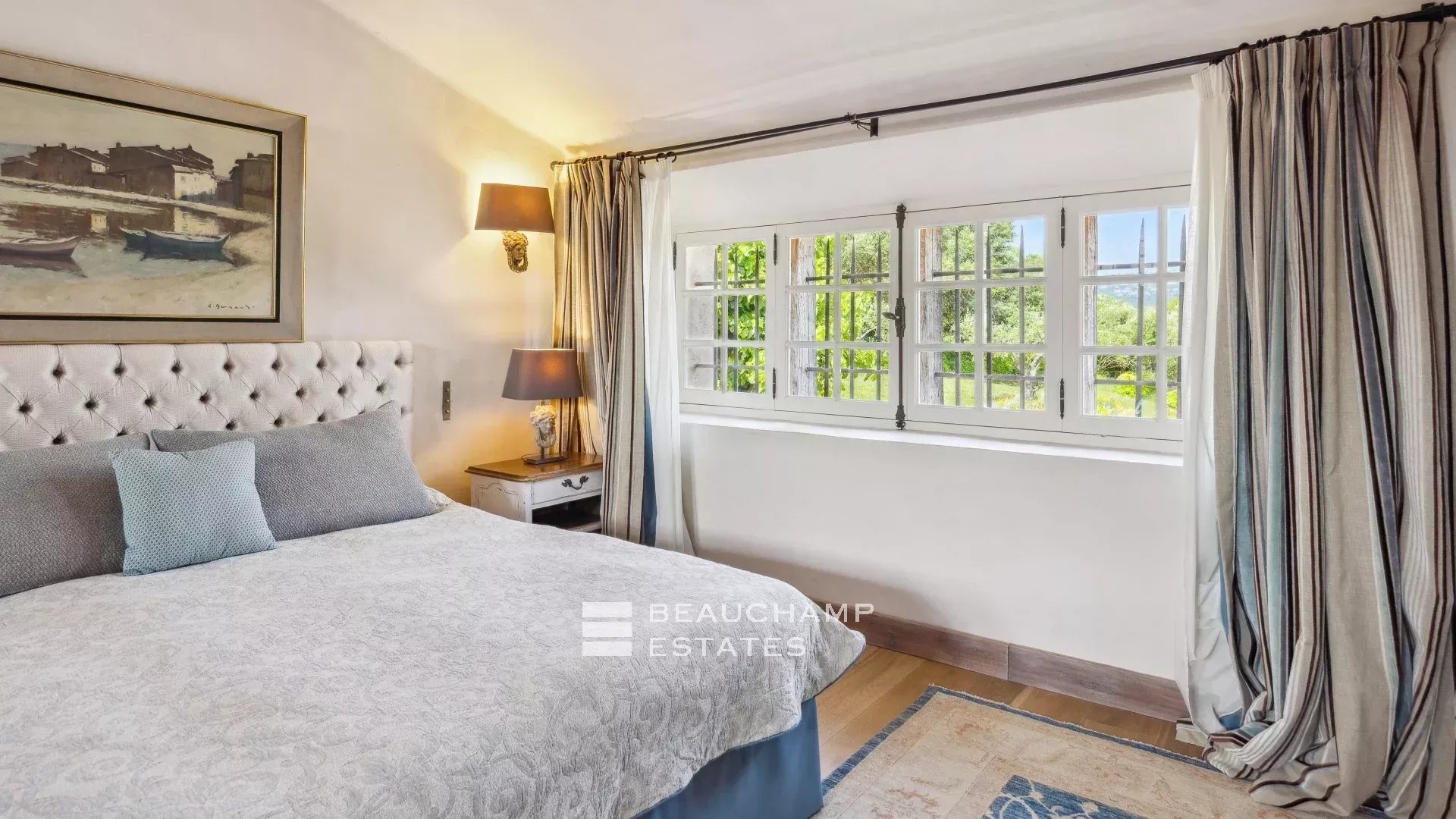 7-bedroom Provencal villa in Saint-Jean-De-Cannes 7-bedroom Provencal villa in Saint-Jean-De-Cannes