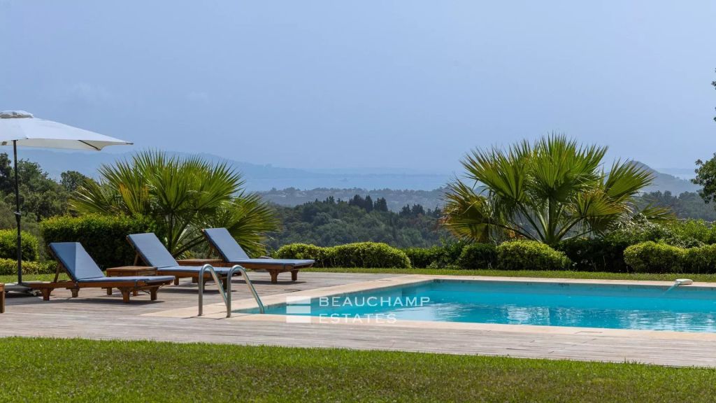 7-bedroom Provencal villa in Saint-Jean-De-Cannes