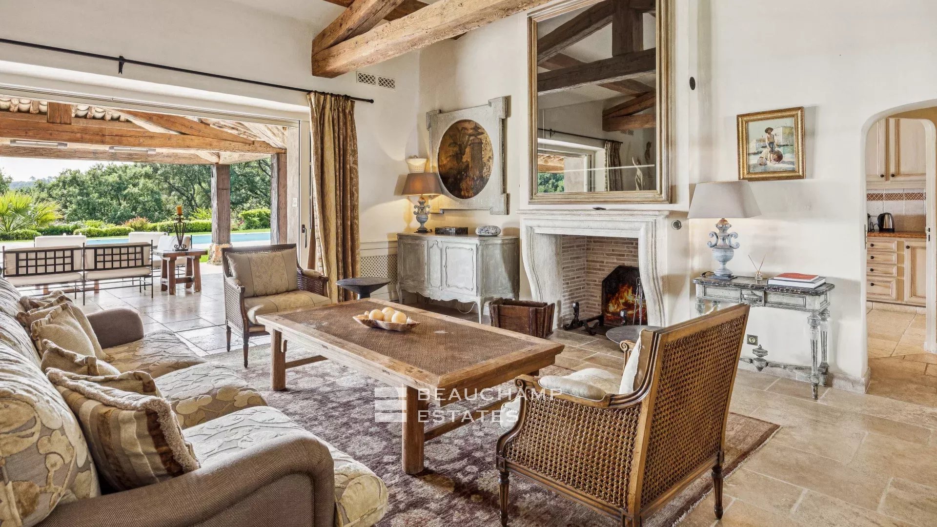 7-bedroom Provencal villa in Saint-Jean-De-Cannes 7-bedroom Provencal villa in Saint-Jean-De-Cannes