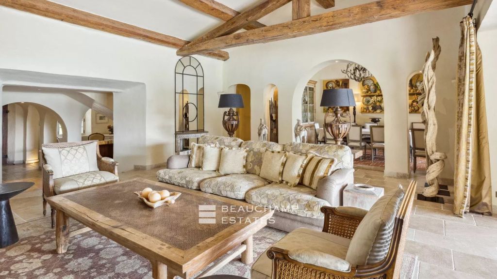 7-bedroom Provencal villa in Saint-Jean-De-Cannes