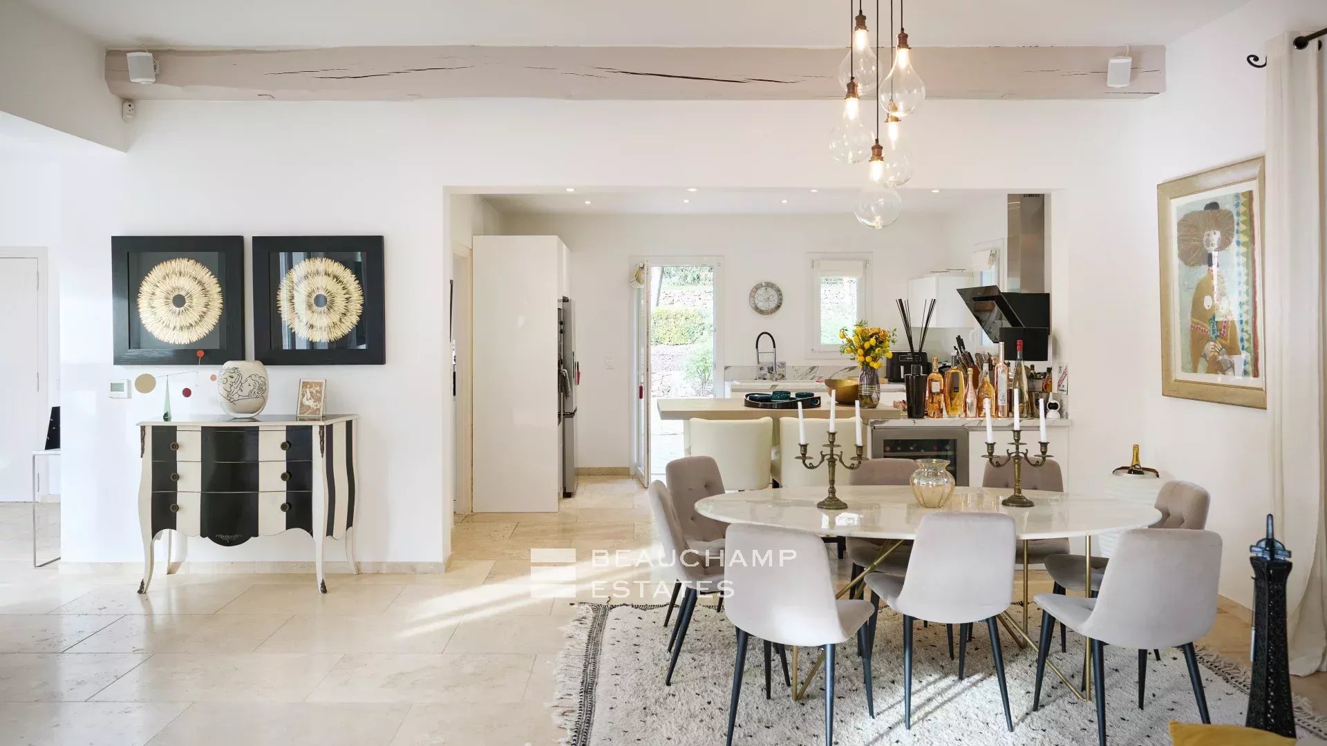 8-bedroom hacienda villa with swimming pool, paddle and pétanque courts in La Colle-sur-Loup 8-bedroom hacienda villa with swimming pool, paddle and pétanque courts in La Colle-sur-Loup