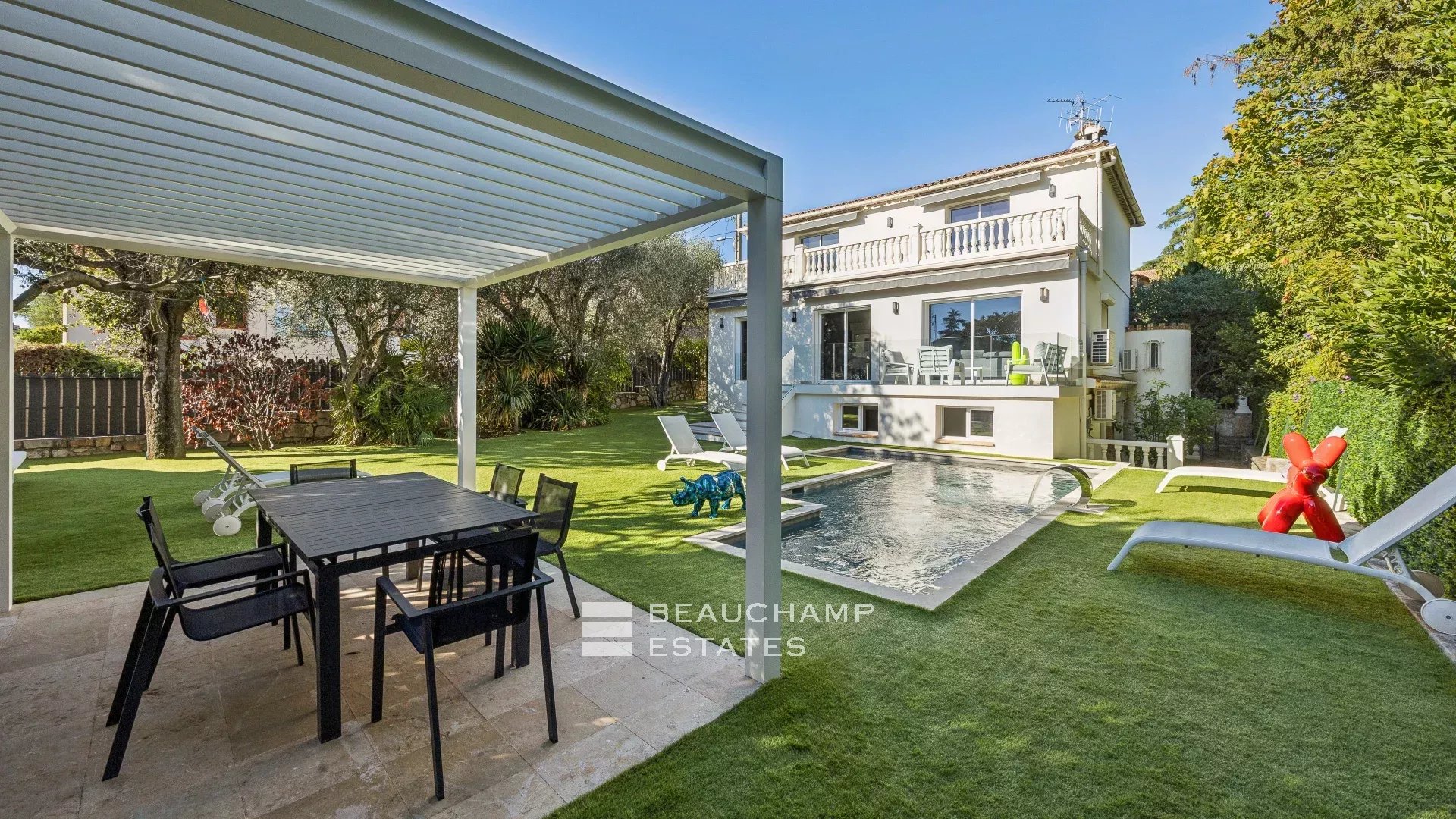 6-bedroom villa within walking distance of the town centre – Cannes centre 6-bedroom villa within walking distance of the town centre – Cannes centre