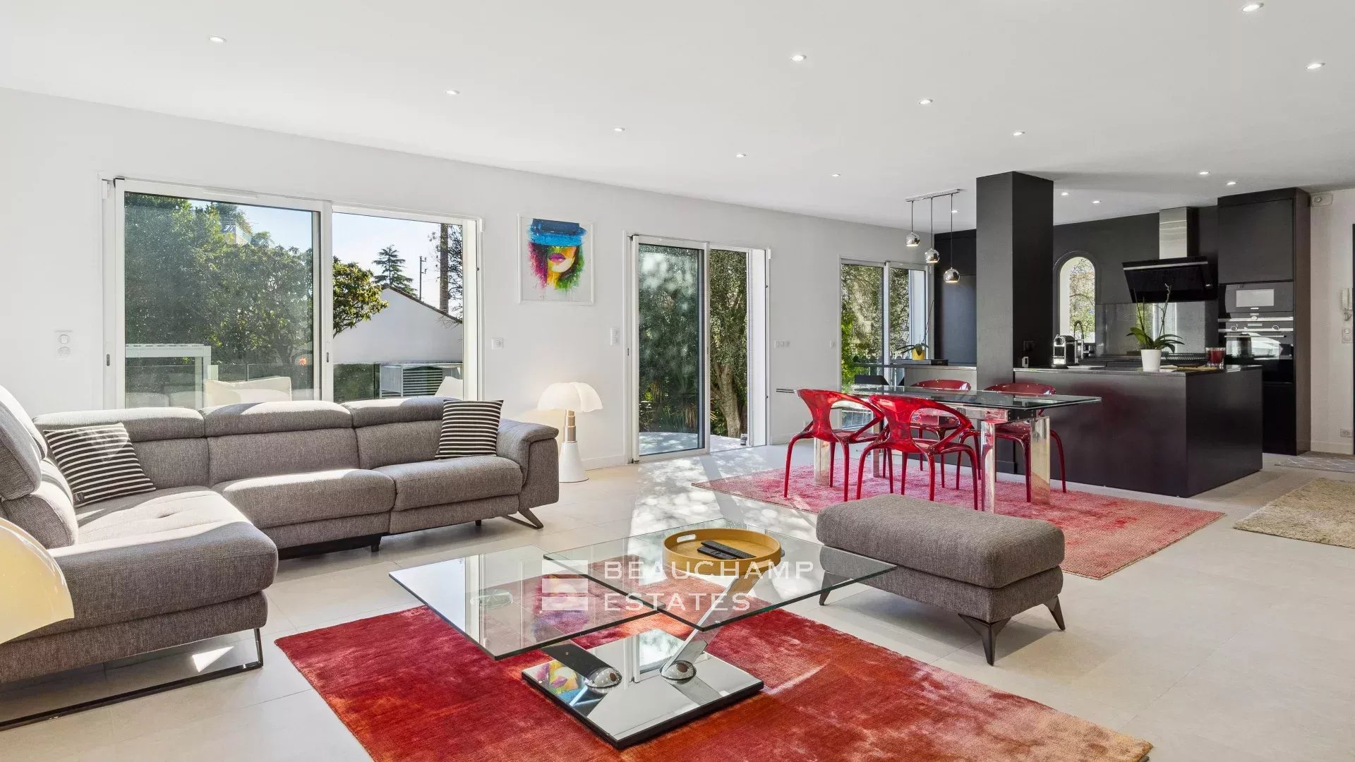 6-bedroom villa within walking distance of the town centre – Cannes centre 6-bedroom villa within walking distance of the town centre – Cannes centre