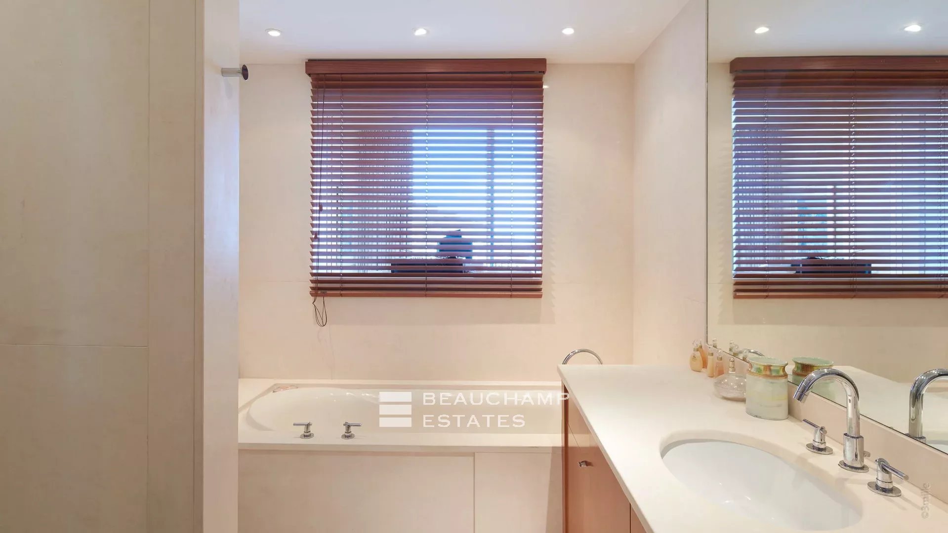 Basse Californie – Outstanding 140 sqm apartment Panoramic view Basse Californie – Outstanding 140 sqm apartment Panoramic view