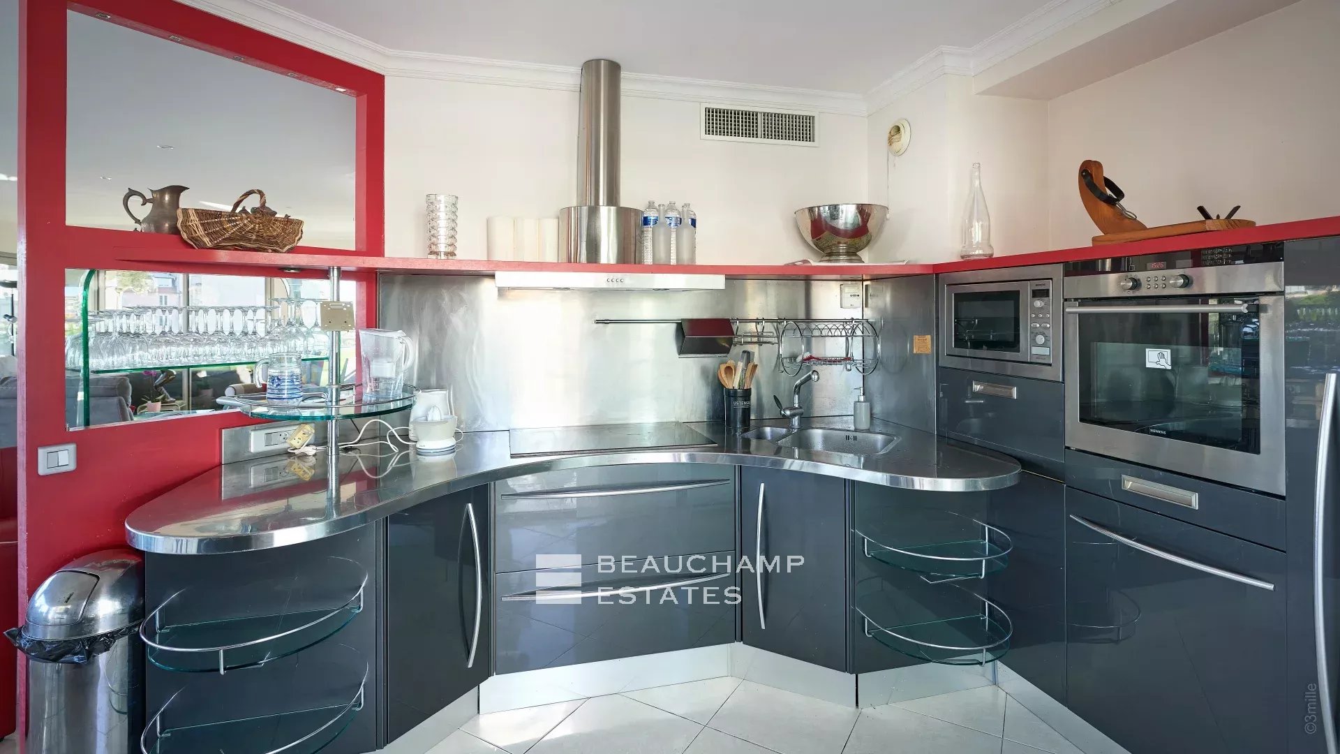 Beau duplex 3 chambres – Cannes Croisette Beautiful 3 bedroom duplex – Cannes Croisette
