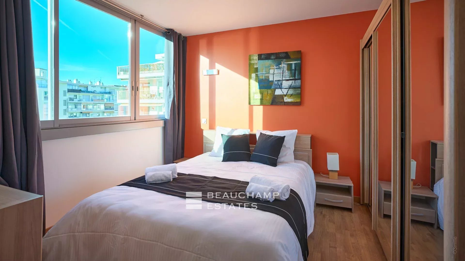 Beau duplex 3 chambres – Cannes Croisette Beautiful 3 bedroom duplex – Cannes Croisette