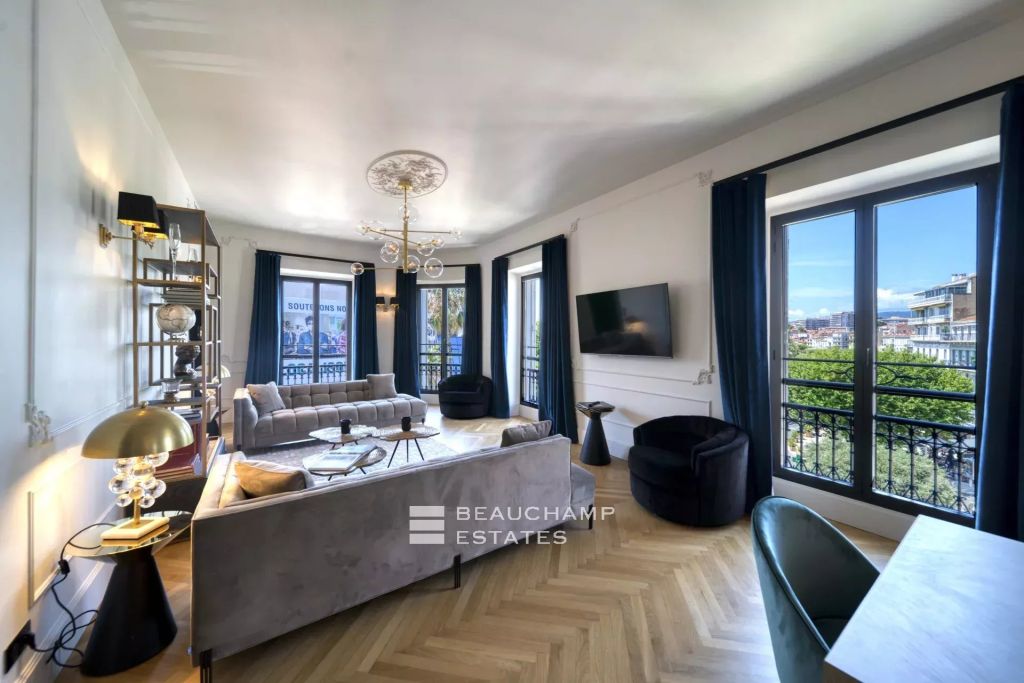 Beautiful apartment in front of the Palais des festivals