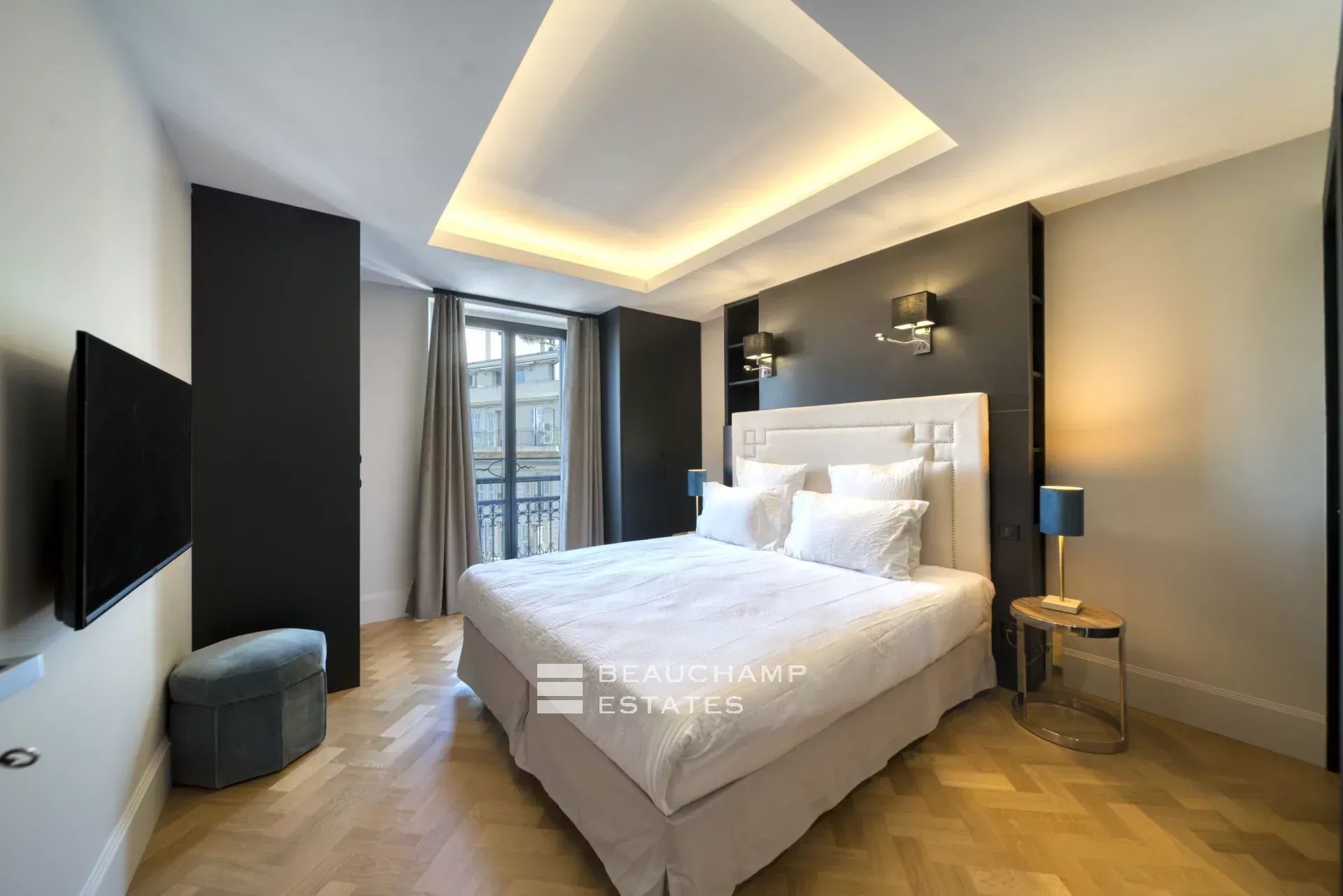 Magnifique appartement en face du Palais des Festivals Beautiful apartment in front of the Palais des festivals