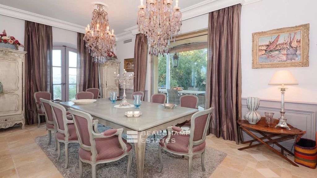 Beautiful Authentic Villa Saint Tropez