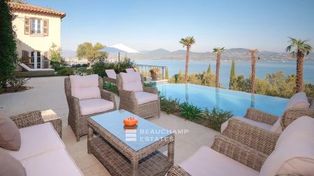 Beautiful Authentic Villa Saint Tropez