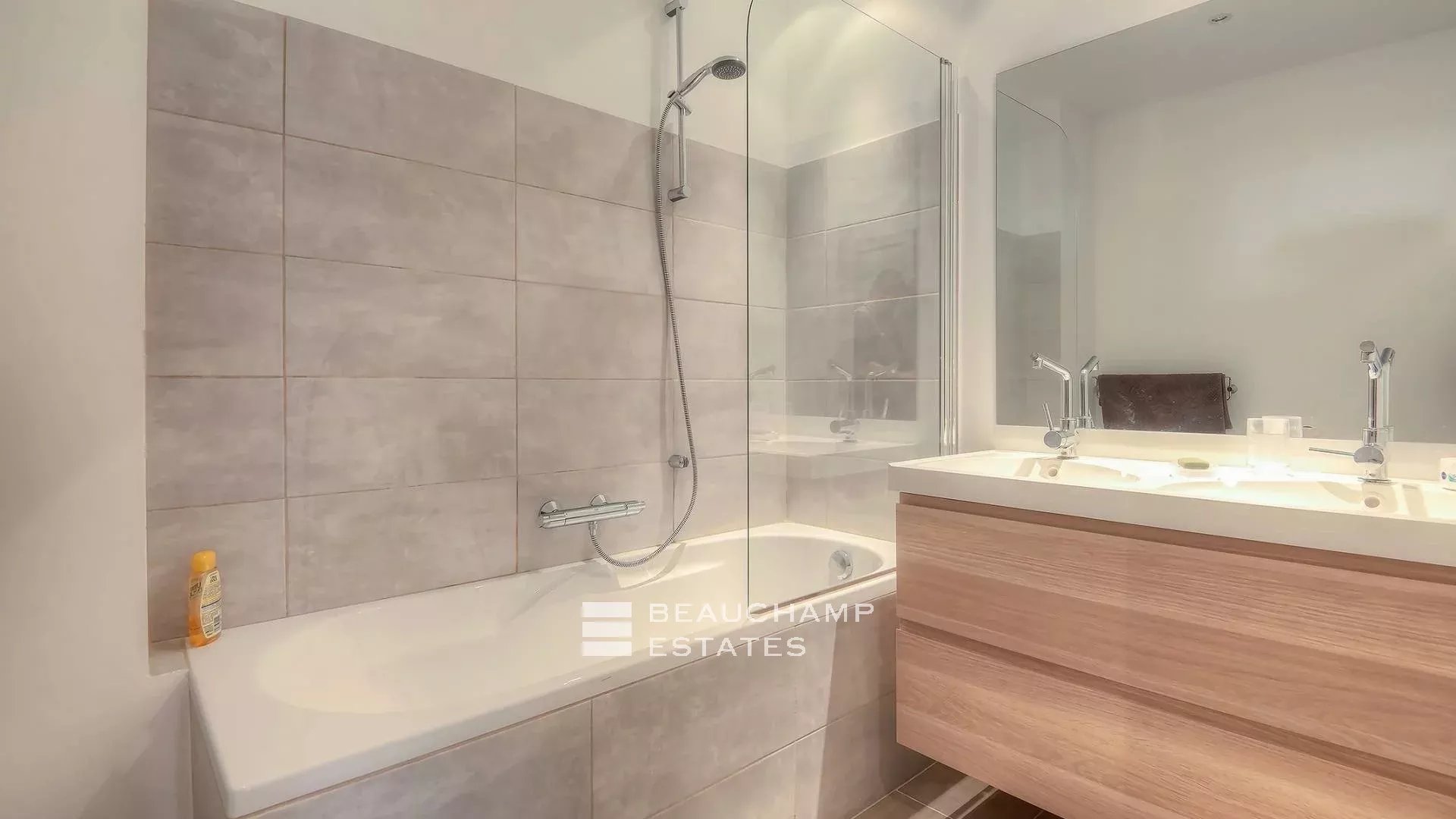 Beautiful modern apartment Cannes Beautiful modern apartment Cannes