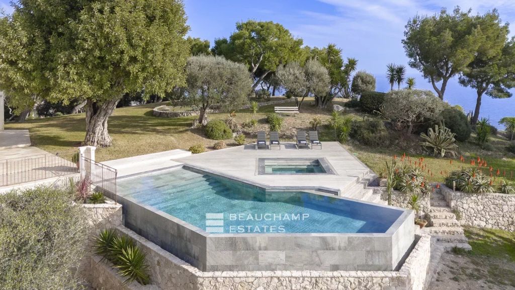 Beautiful villa in neo-provencal style 2 minutes from Monaco